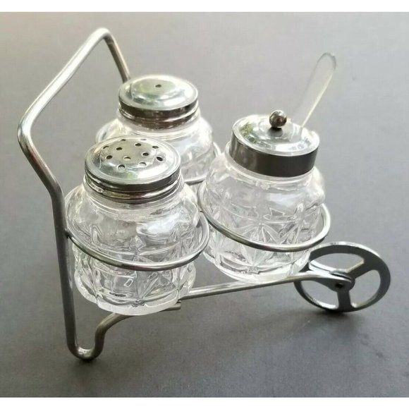 Salt and Pepper in a Metal Cart Holder Caddy M331 Anchor Hocking Vintage - Picture 1 of 8
